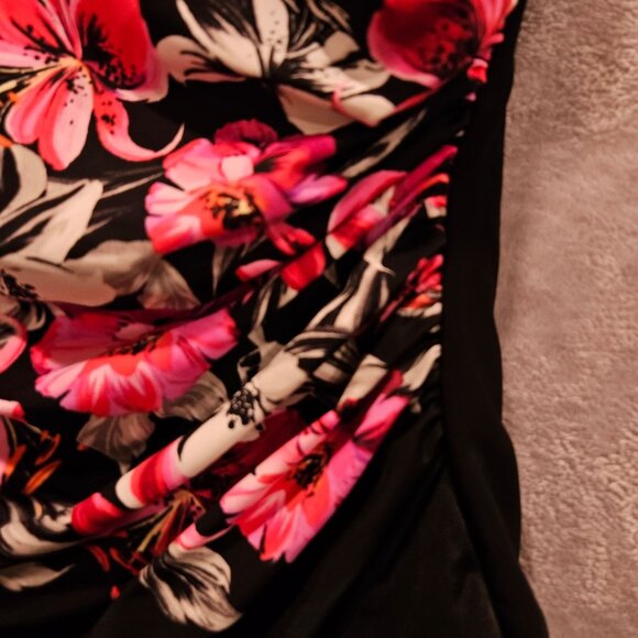 Croft & Barrow One Piece Swimsuit Womens 16 Floral Skirted gather Bright Pool - Picture 4 of 16